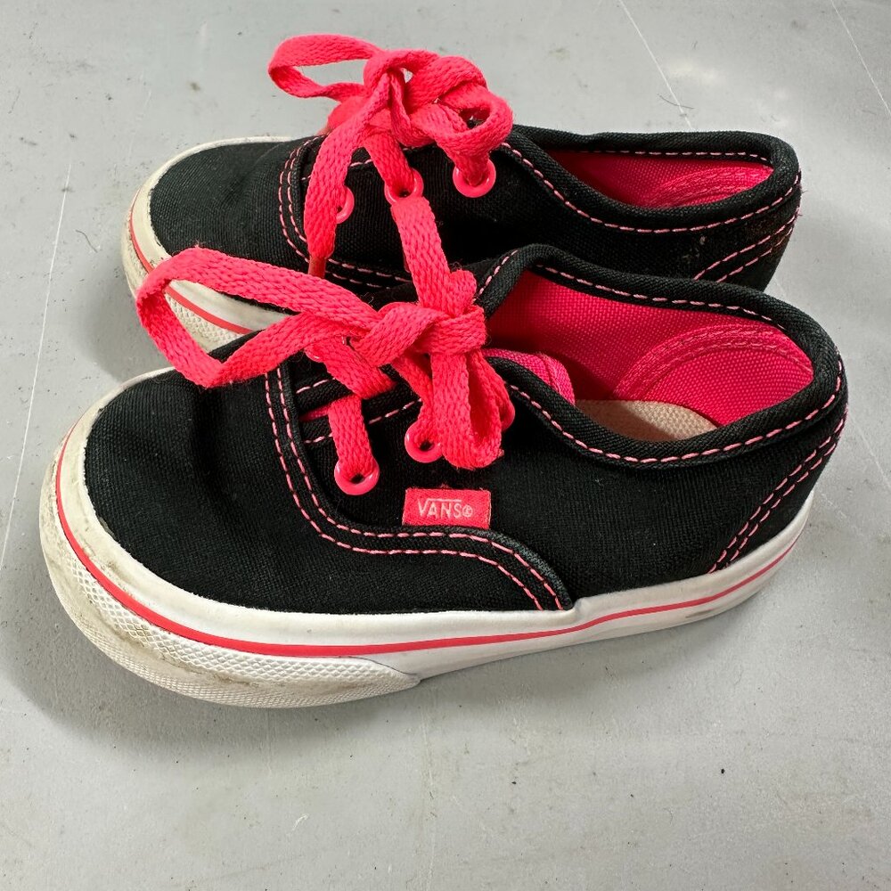 Baby/Toddler Van's Black and Pink Lace Up Shoes Size 4.5